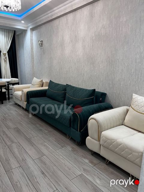 Dıvan kreslo destı 5 aydır alınıb 1100 azn satılır acılır bazalı — Digah