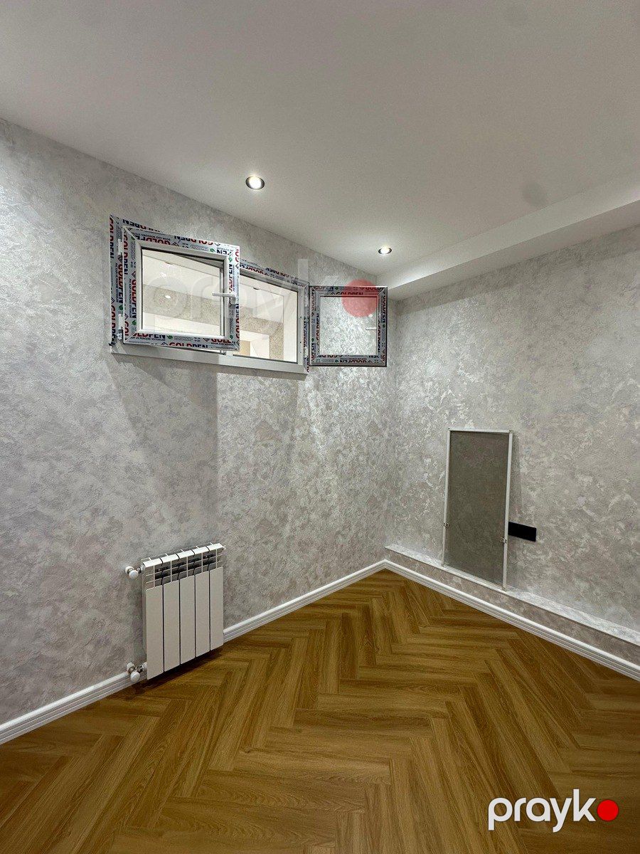 Satılır 3 otaqlı köhnə tikili 65 m² — Mənzil, Bakı (10)