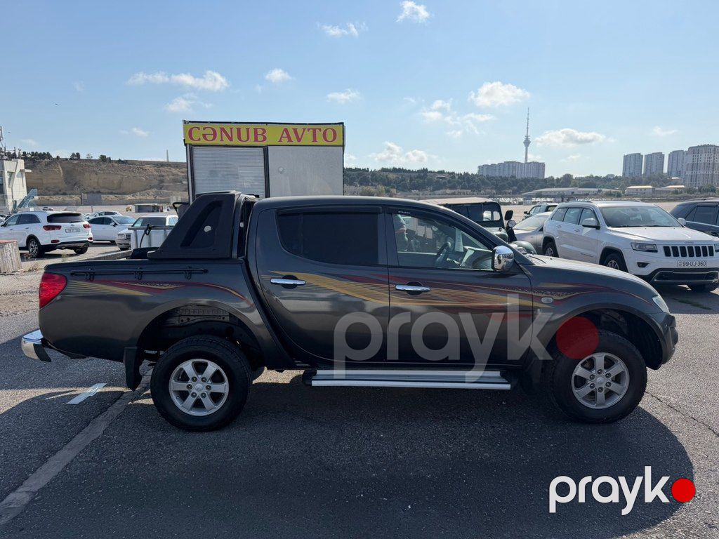 Mitsubishi L200, 2.5 L, 2011 il, 198 500 km — Avtomobillər, Bakı (3)