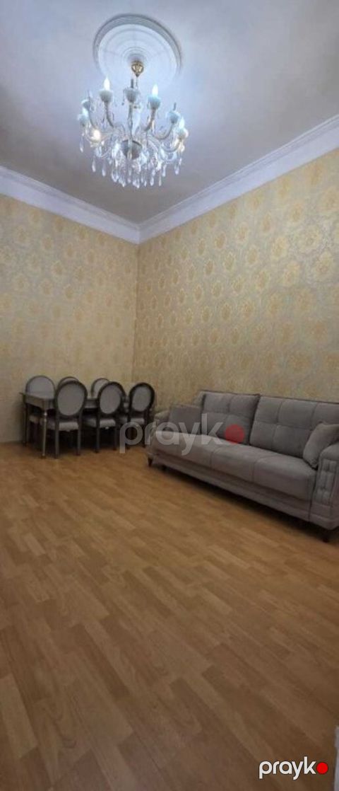 Satılır 2 otaqlı köhnə tikili 48 m² — Bakı