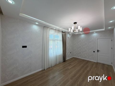 Satılır 2 otaqlı köhnə tikili 60 m² — Bakı