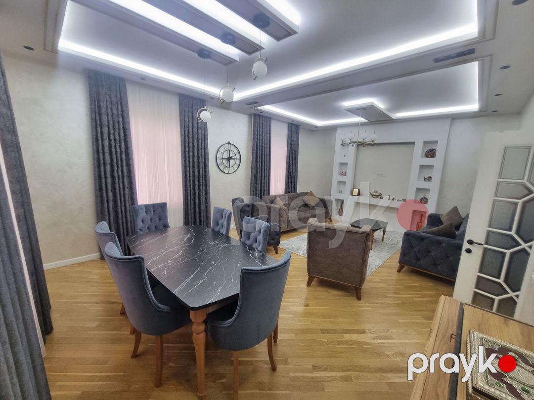 Satılır 6 otaqlı həyət evi/bağ evi 500 m² — Ev, villa, Bakı (9)