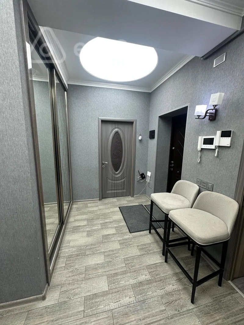 3 otaqlı mənzil, 110 m², Şəfəq küç. — kirayə — Mənzil, Bakı (9)