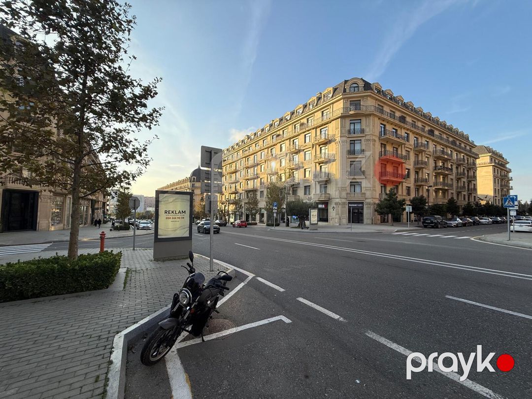 Satılır 5 otaqlı yeni tikili 210 m² — Mənzil, Bakı (4)