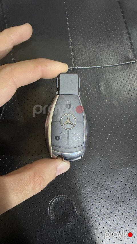 Mercedes açarı — Bakı