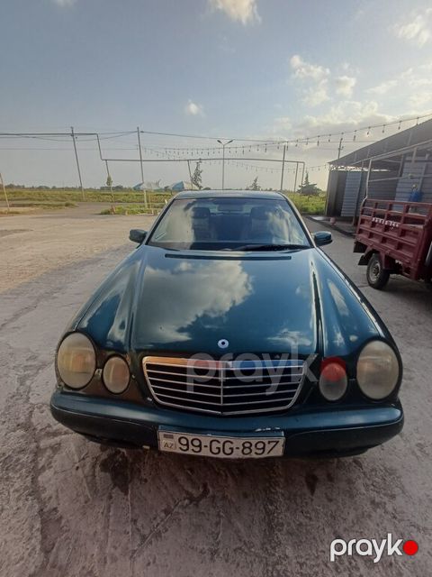Mercedes E 220, 2.2 L, 2001 il, 352 000 km — Biləsuvar