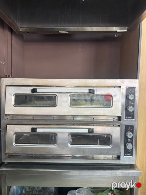 Pizza sobası Maksan — Bakı