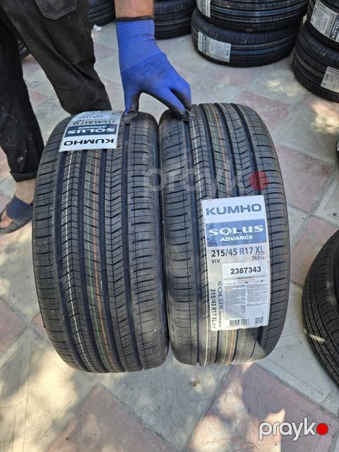 Kumho şinləri 215/45 R17 — Bakı