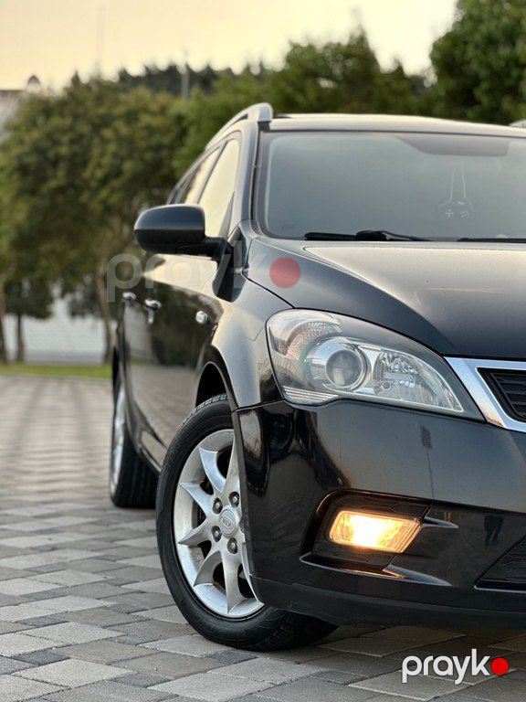 Kia Ceed SW, 1.6 L, 2010 il, 277 000 km — Avtomobillər, Bakı (4)