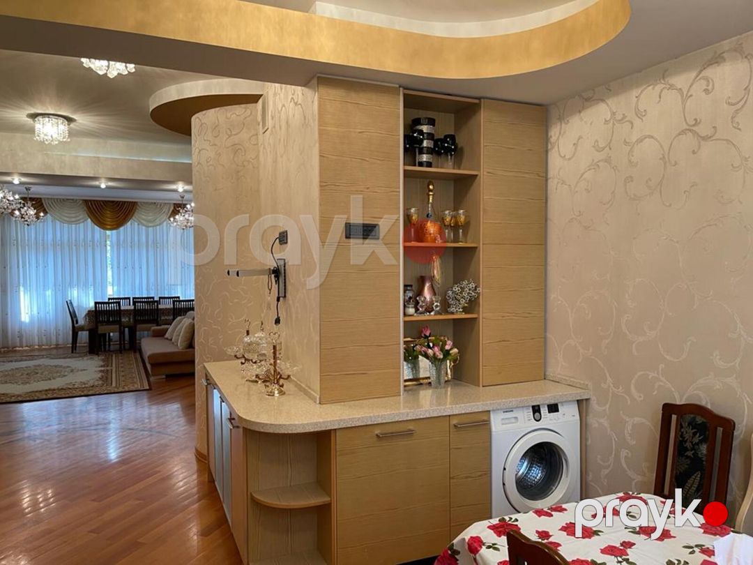 Satılır 3 otaqlı köhnə tikili 100 m² — Mənzil, Bakı (10)