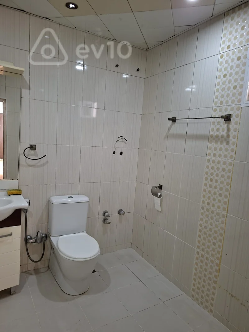 2 otaqlı mənzil, 80 m², Isr Plaza arxasi — kirayə — Mənzil, Bakı (4)