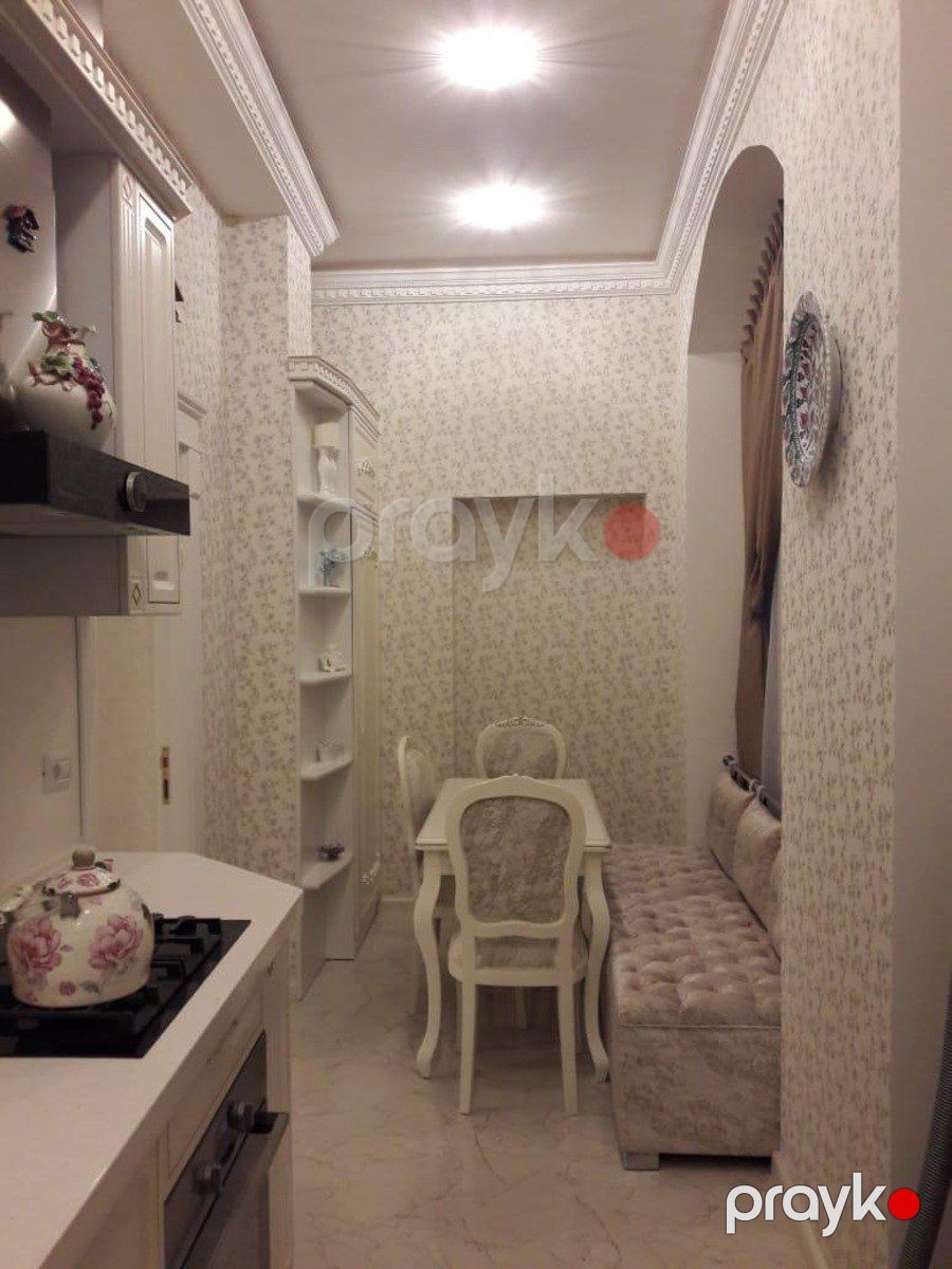 Satılır 3 otaqlı köhnə tikili 117 m² — Mənzil, Bakı (8)