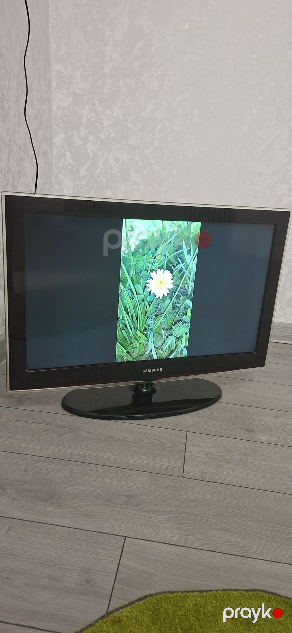 Samsung LCD televizor - Ekran diaqonalı: təxminən 32 düym - Göstəriş — Televizorlar, Bakı (5)