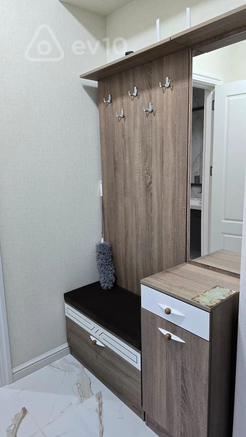 3 otaqlı mənzil, 80 m², müstəqillik küçəsi — kirayə — Mənzil, Bakı (8)