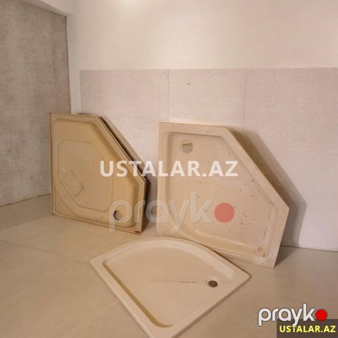 Duşaltı, poddon — Bakı