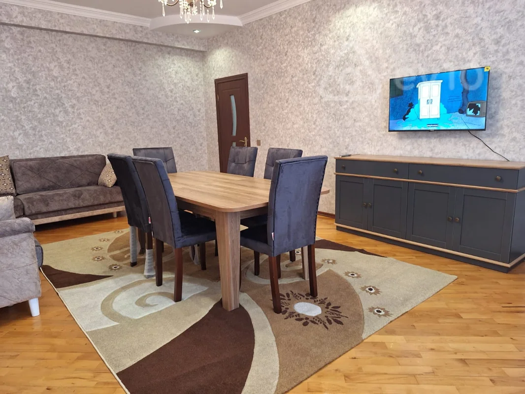 2 otaqlı mənzil, 100 m², Faiq Yusifov küçəsi — kirayə — Mənzil, Bakı (2)