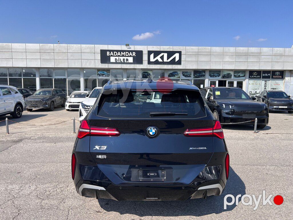 BMW X3, 2.0 L, 2025 il, 4 000 km — Avtomobillər, Bakı (8)