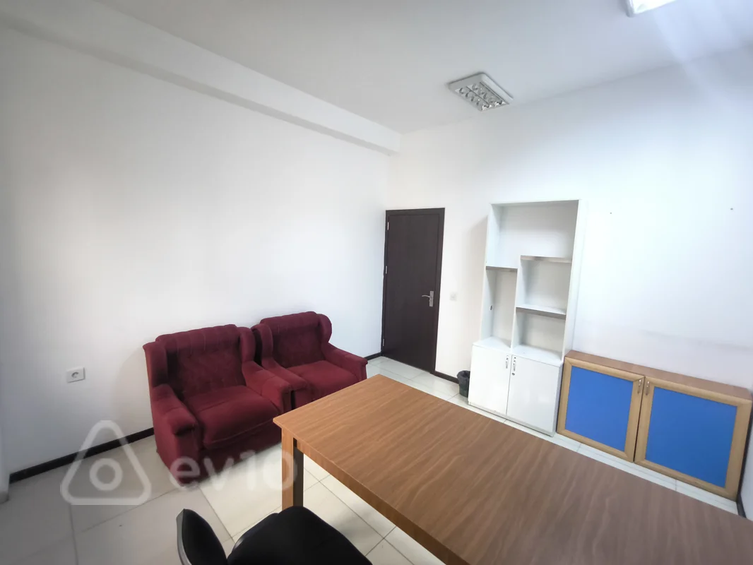 Ofis, 19 m², İbrahim Paşa Dadaşov küç — kirayə — Bakı