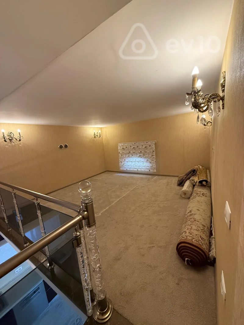 4 otaqlı mənzil, 200 m², Aşıq Alı küçəsi — Mənzil, Bakı (10)