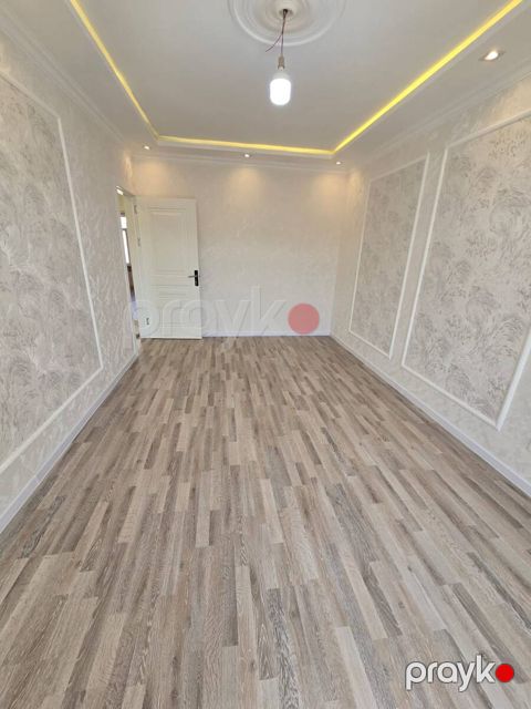 Satılır 3 otaqlı köhnə tikili 65 m² — Bakı