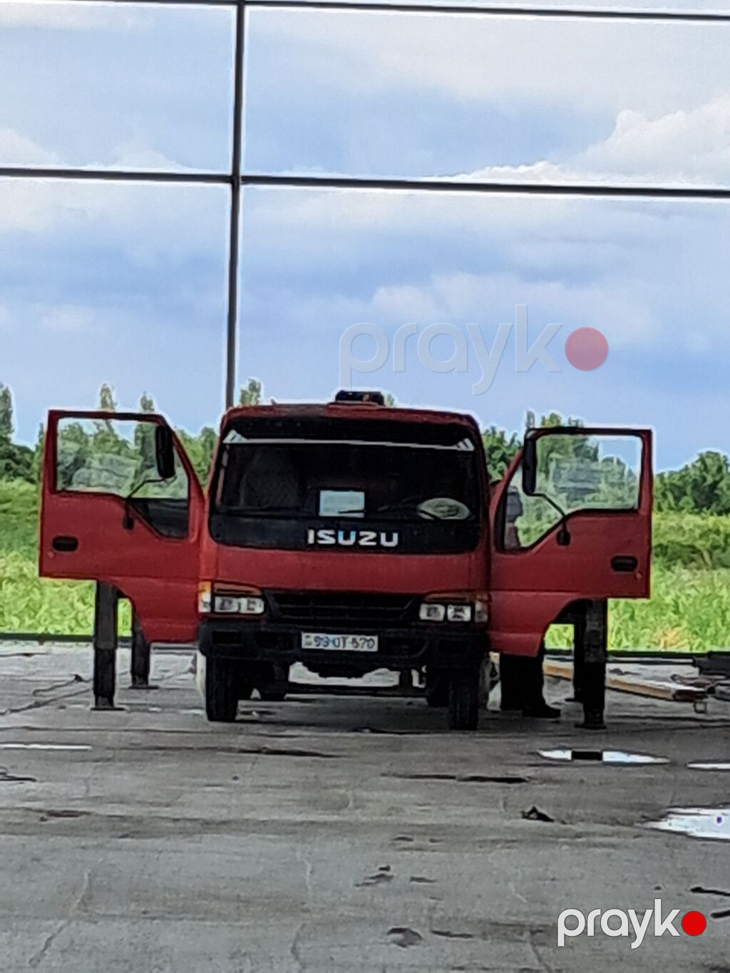 Isuzu 4.3 l 2004 il 230000 km — Avtomobillər, Bakı (6)