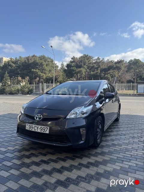 Toyota Prius, 1.8 L, 1.3 kWh, 2014 il, 295 366 km — Bakı