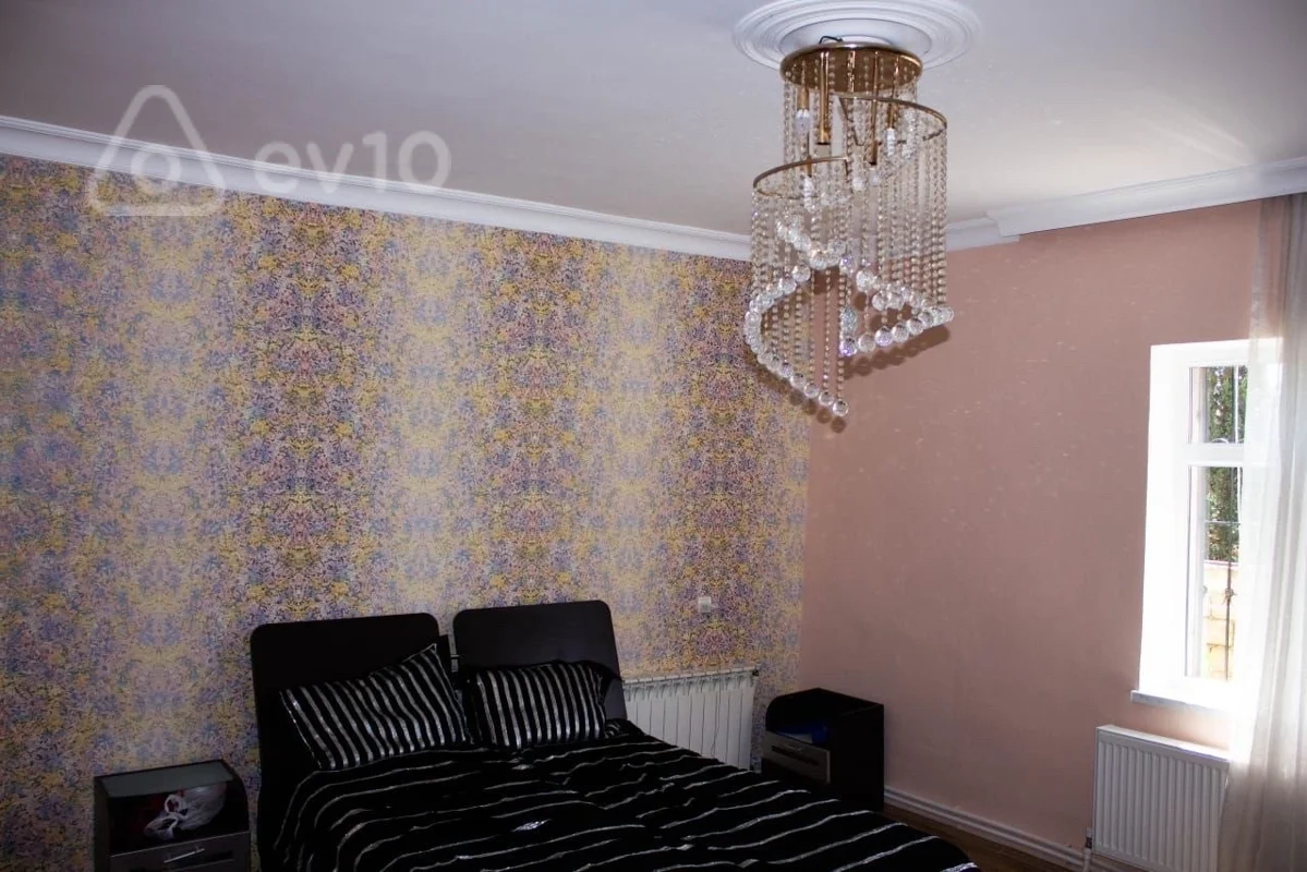 6 otaqlı həyət evi, 220 m², Sahil küç.863 — kirayə — Ev, villa, Bakı (9)