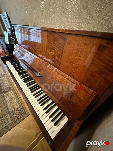 Pianino — Bakı