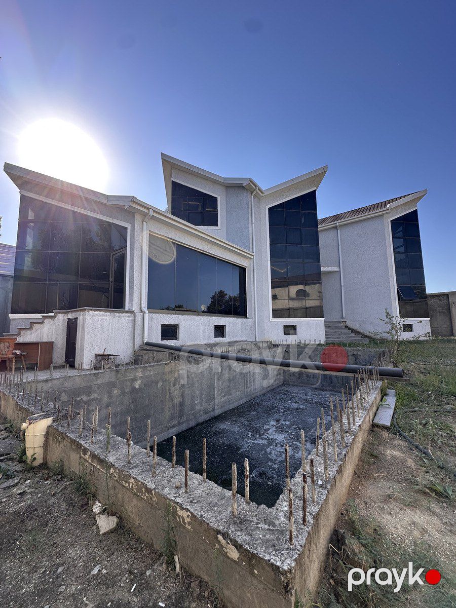 Satılır 5 otaqlı həyət evi/bağ evi 250 m² — Ev, villa, Bakı (2)