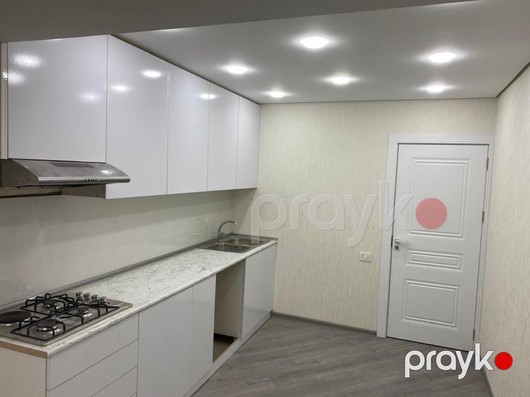 Satılır 2 otaqlı köhnə tikili 65 m² — Mənzil, Bakı (7)