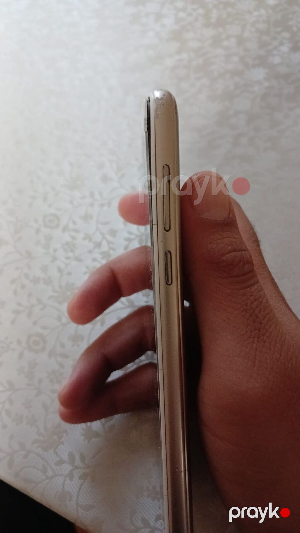 Honor 16 GB, rəng - Qızılı, Qırıq — Honor, Bakı (2)