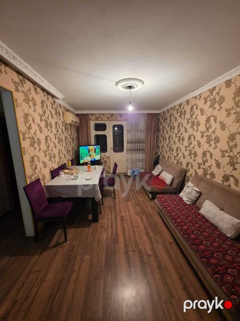 Satılır 3 otaqlı köhnə tikili 70 m² — Sumqayıt