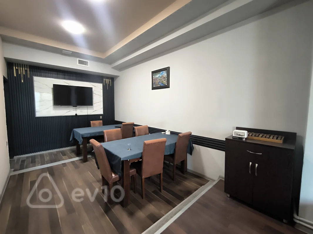 Obyekt, 90 m², Məsud Davudoğlu küç — kirayə — Bakı