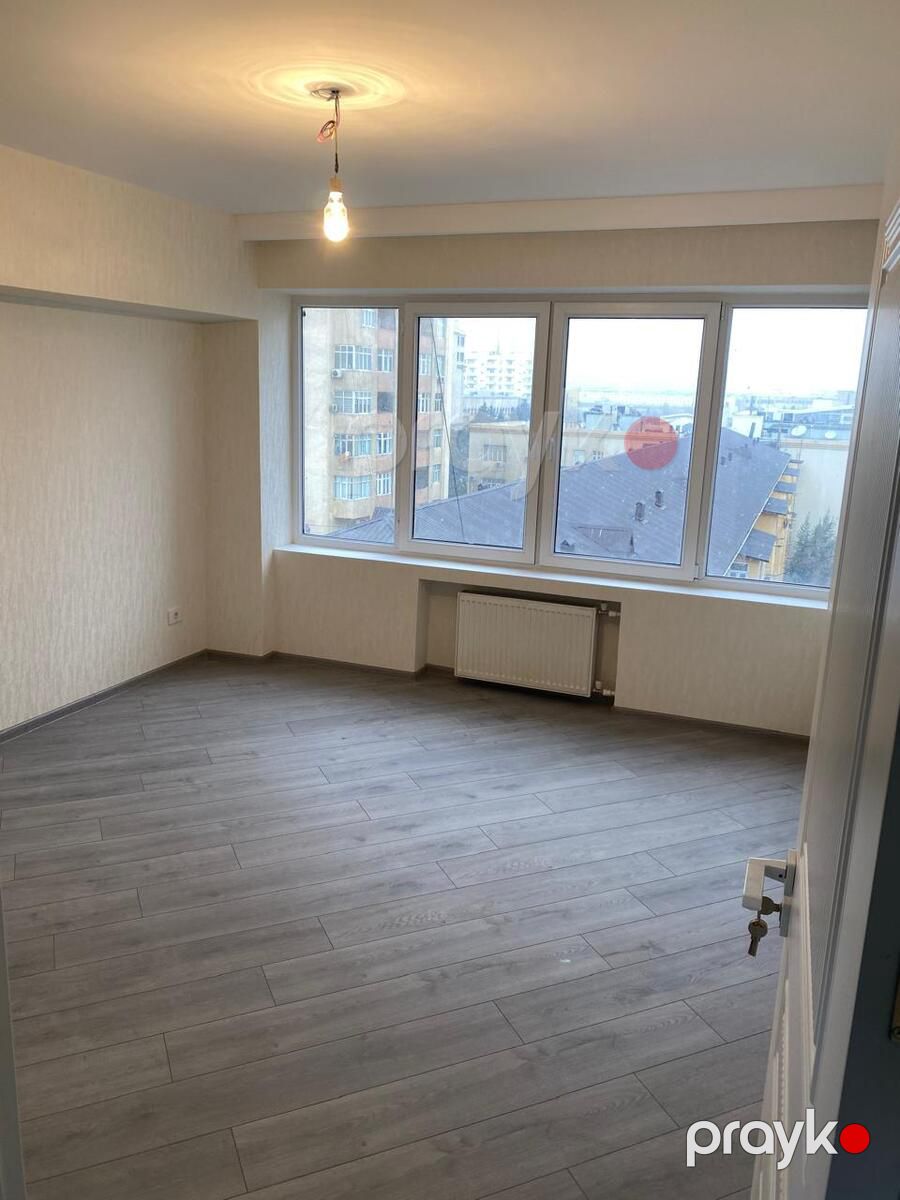 Satılır 2 otaqlı köhnə tikili 65 m² — Mənzil, Bakı (5)