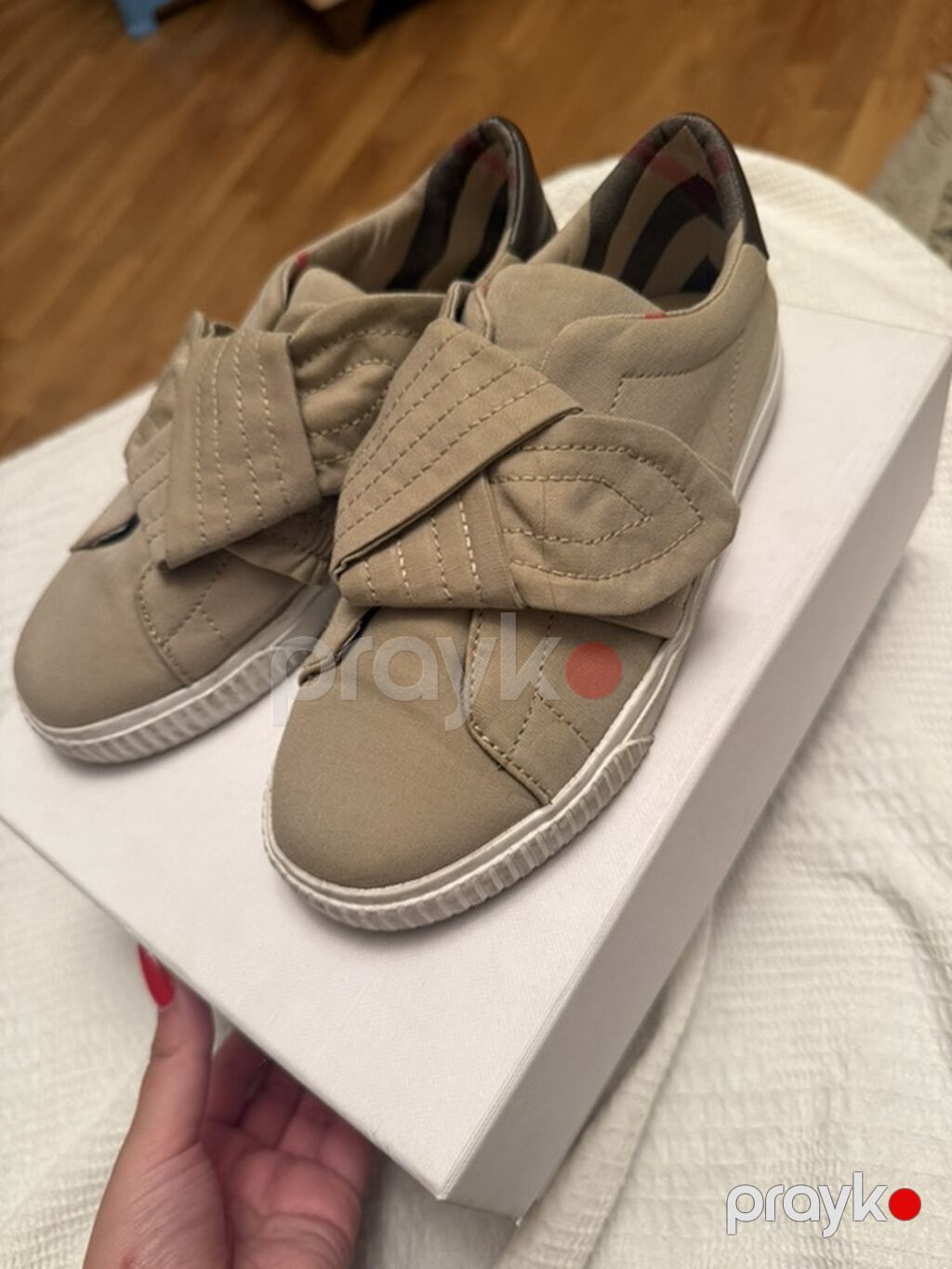 Burberry qadın krossovkaları - Model: Burberry slip-on krossovka — Krosovka, Bakı (2)