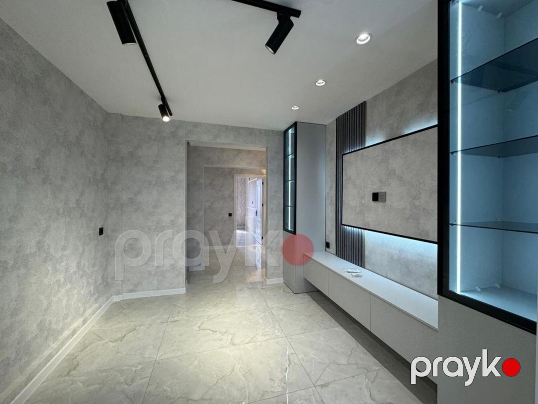 Satılır 4 otaqlı köhnə tikili 75 m² — Mənzil, Bakı (3)