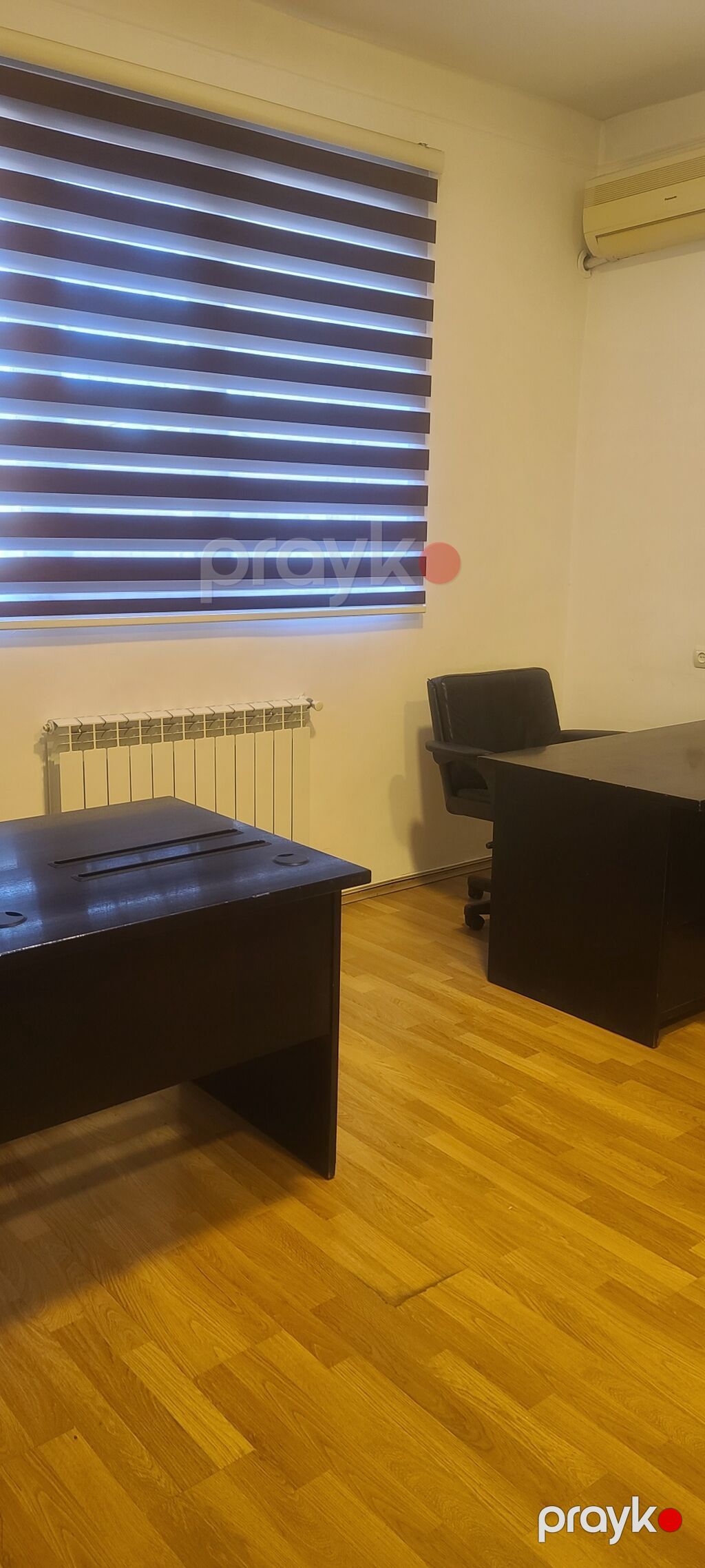 Ofis mebel dəsti Tərkibi: - Direktor masası – geniş iş səthi, qapalı — Ofis mebeli, Digah (5)