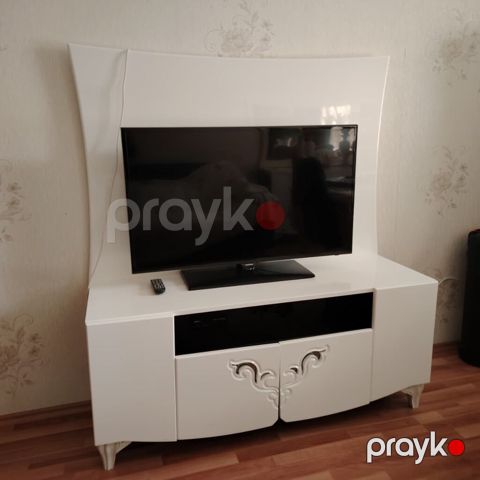 Aynur 4540 Tv stend əla vəziyyətdə yeni kimidir. 50 azn. Ünvan — Mehdiabad