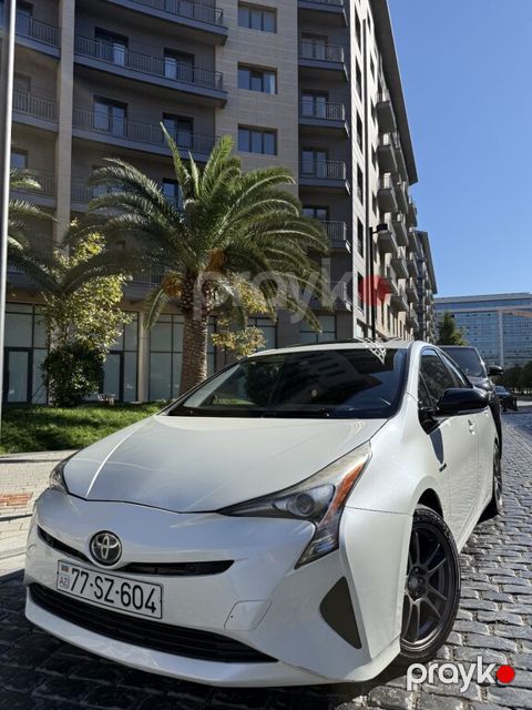 Toyota Prius, 1.8 L, 1.3 kWh, 2016 il, 200 000 km — Bakı