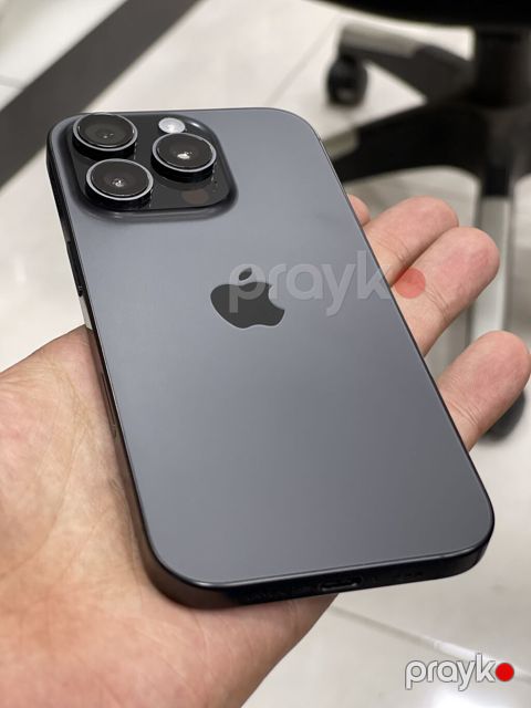 IPhone 16 Pro, 128 GB, Black Titanium, Qırıq, Simsiz şarj, Face ID — Gəncə