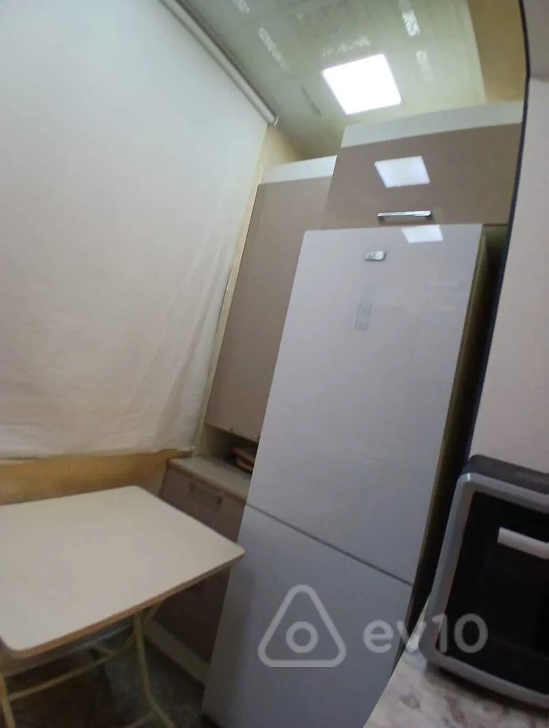 2 otaqlı mənzil, 43 m², Elmlər Akademiyası metrosu — kirayə — Mənzil, Bakı (5)
