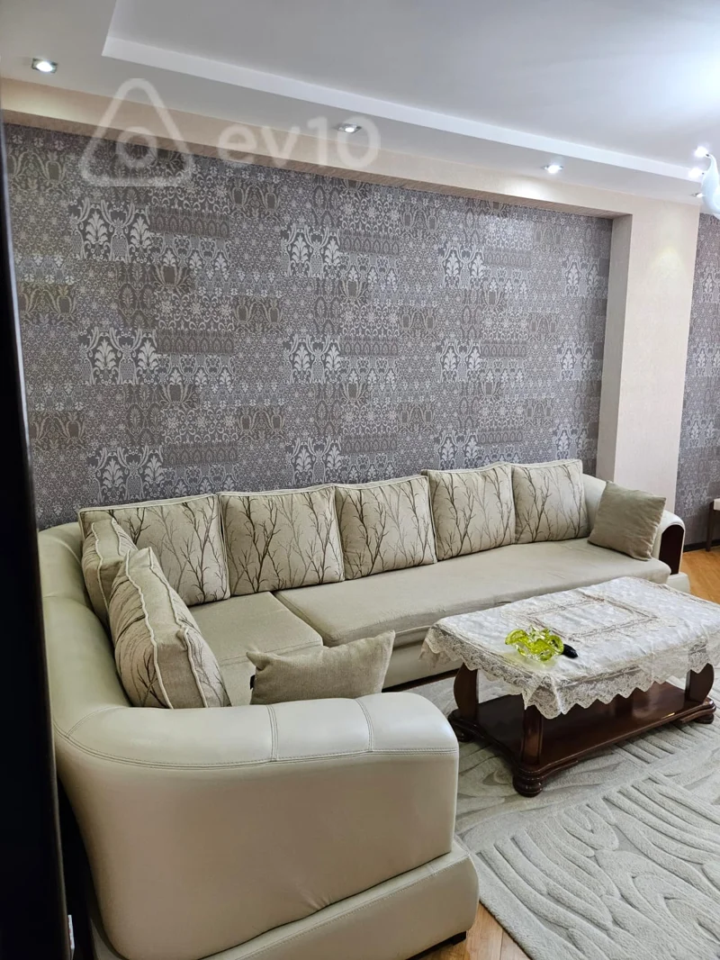 3 otaqlı mənzil, 100 m², Sübhi Salayev — Bakı