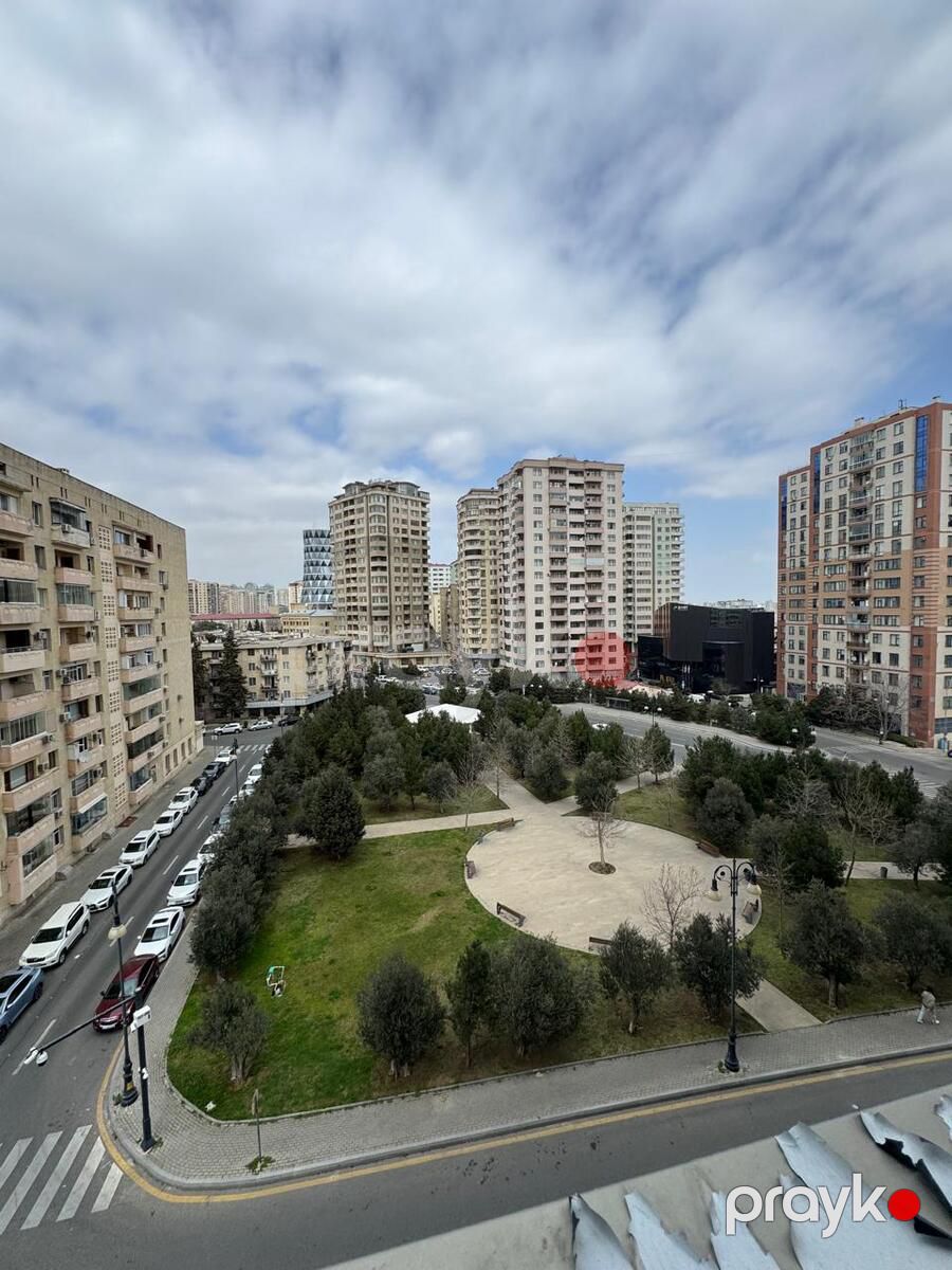 Satılır 4 otaqlı yeni tikili 180 m² — Mənzil, Bakı (2)