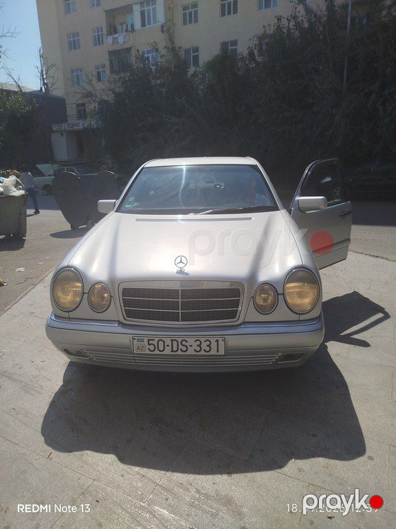Mercedes E 230, 2.3 L, 1996 il, 323 523 km — Avtomobillər, Sumqayıt (3)