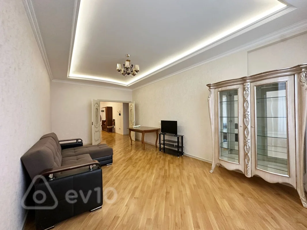 3 otaqlı mənzil, 130 m², Şərifzadə küçəsi — kirayə — Mənzil, Bakı (3)