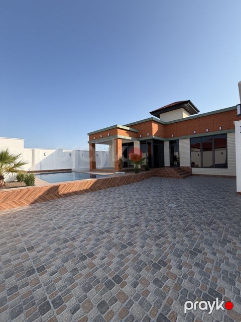 Satılır 4 otaqlı həyət evi/bağ evi 165 m² — Bakı
