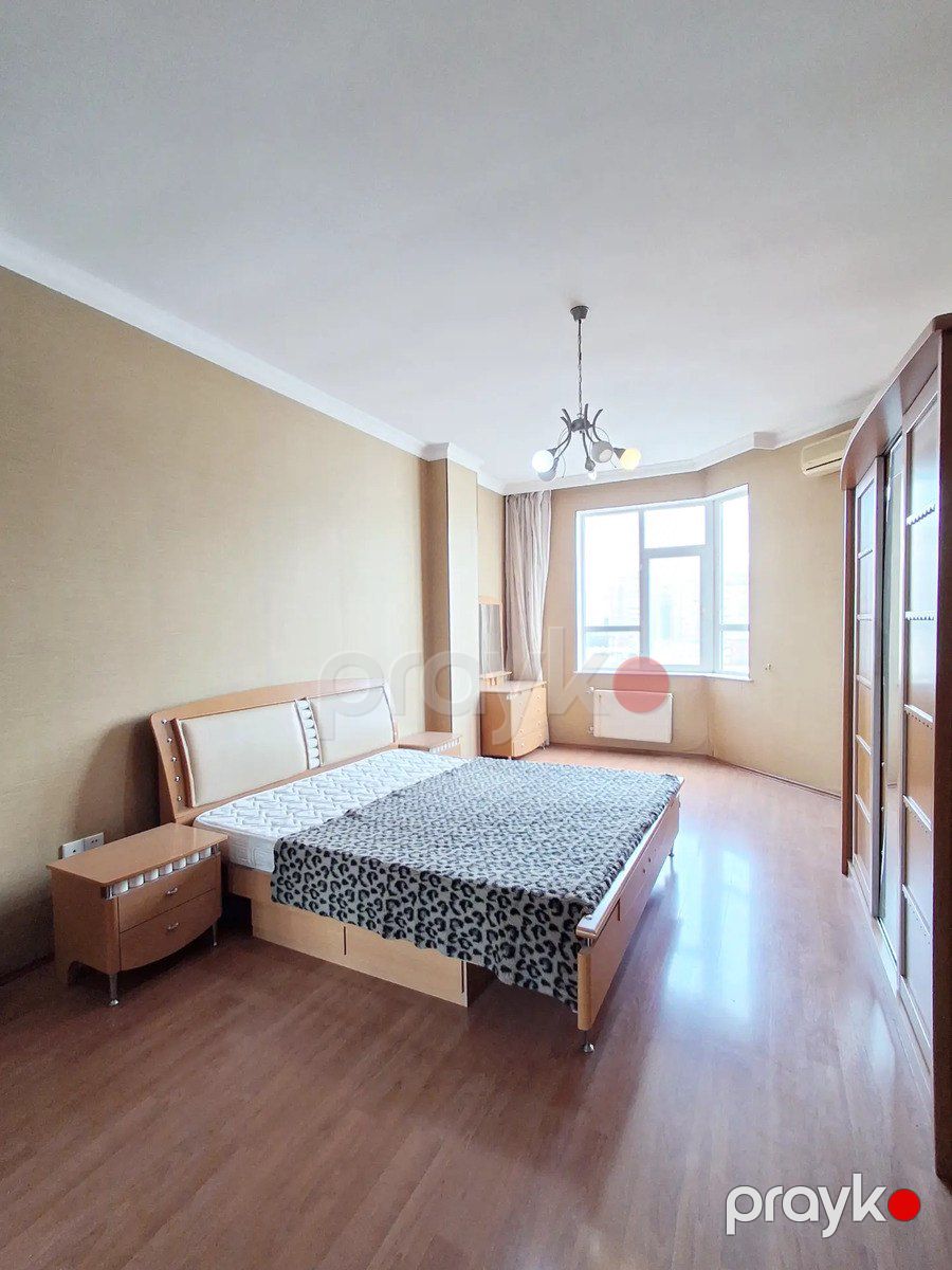 Satılır 4 otaqlı yeni tikili 200 m² — Mənzil, Bakı (6)