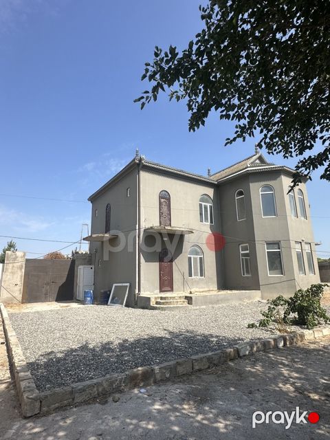 Satılır 8 otaqlı həyət evi/bağ evi 330 m² — Bakı