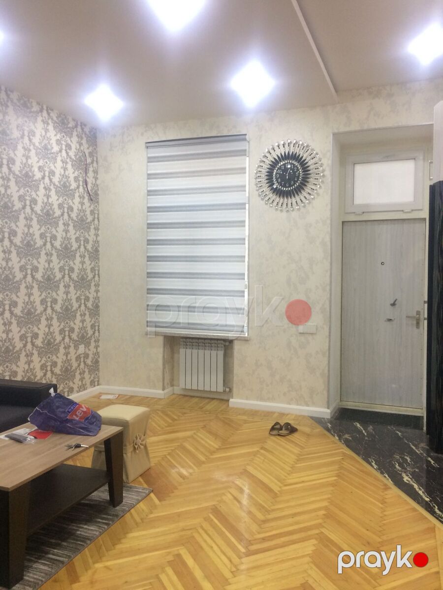 Satılır 2 otaqlı köhnə tikili 53 m² — Mənzil, Bakı (10)