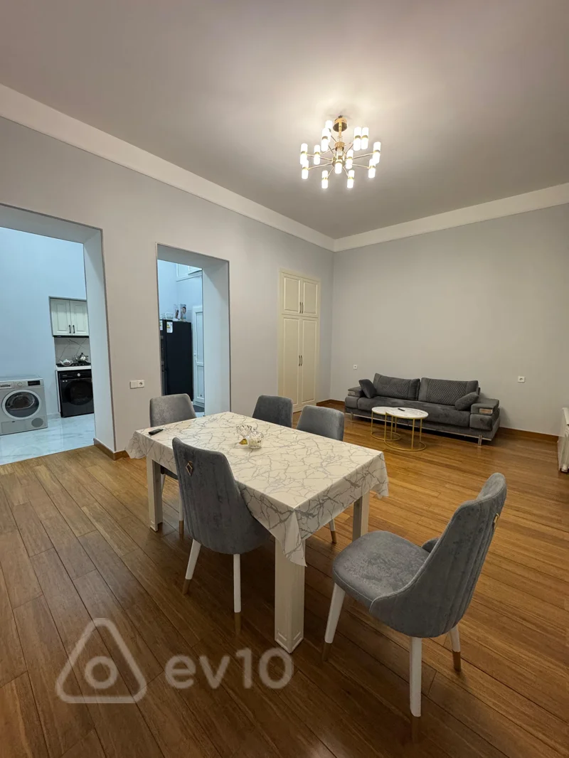 2 otaqlı mənzil, 100 m², Üzeyir Hacıbəyov — kirayə — Mənzil, Bakı (8)